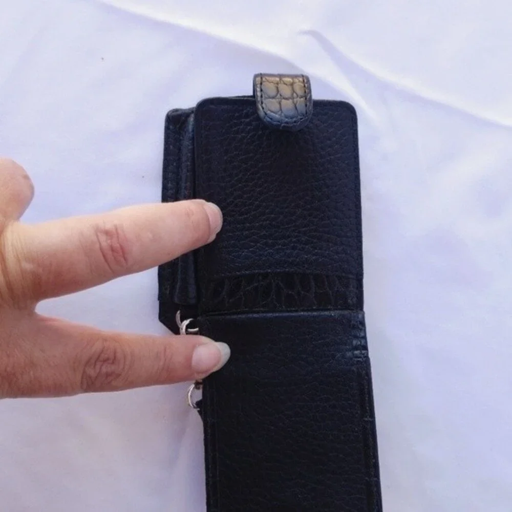 Brighton Black phone carrier